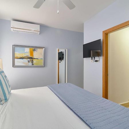 Costa Atlantica Punta Cana - Beach Vacation Condos Zewnętrze zdjęcie