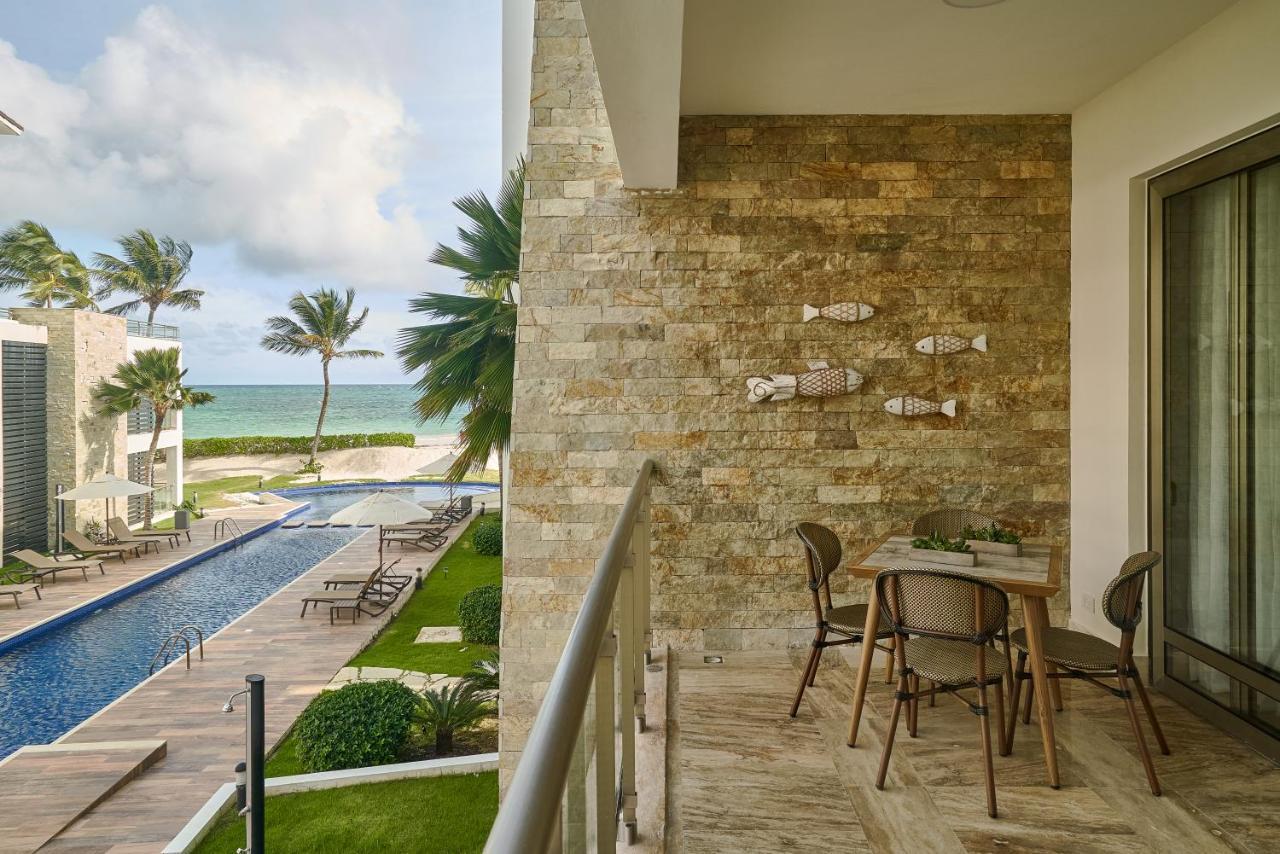 Costa Atlantica Punta Cana - Beach Vacation Condos Zewnętrze zdjęcie