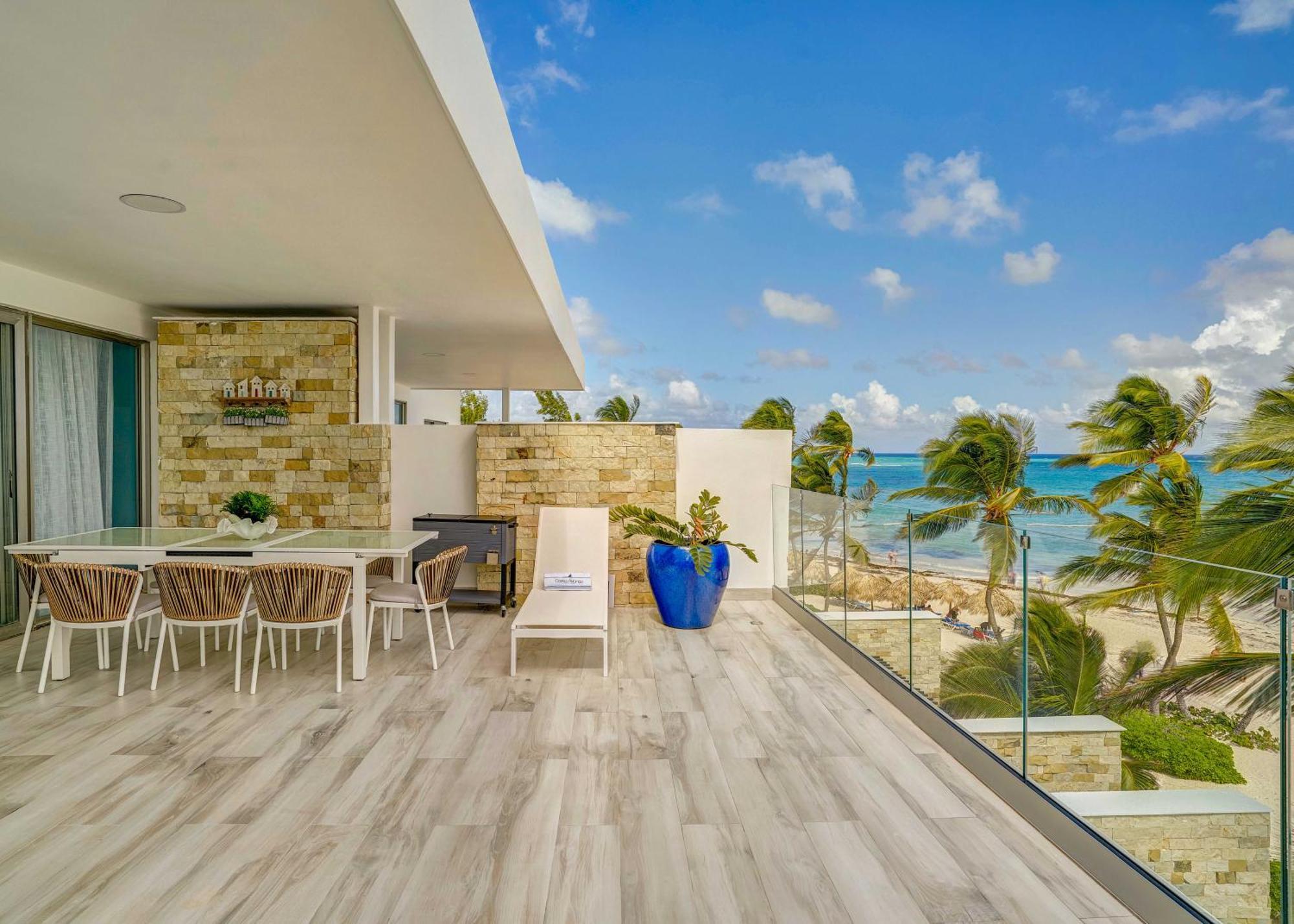 Costa Atlantica Punta Cana - Beach Vacation Condos Zewnętrze zdjęcie