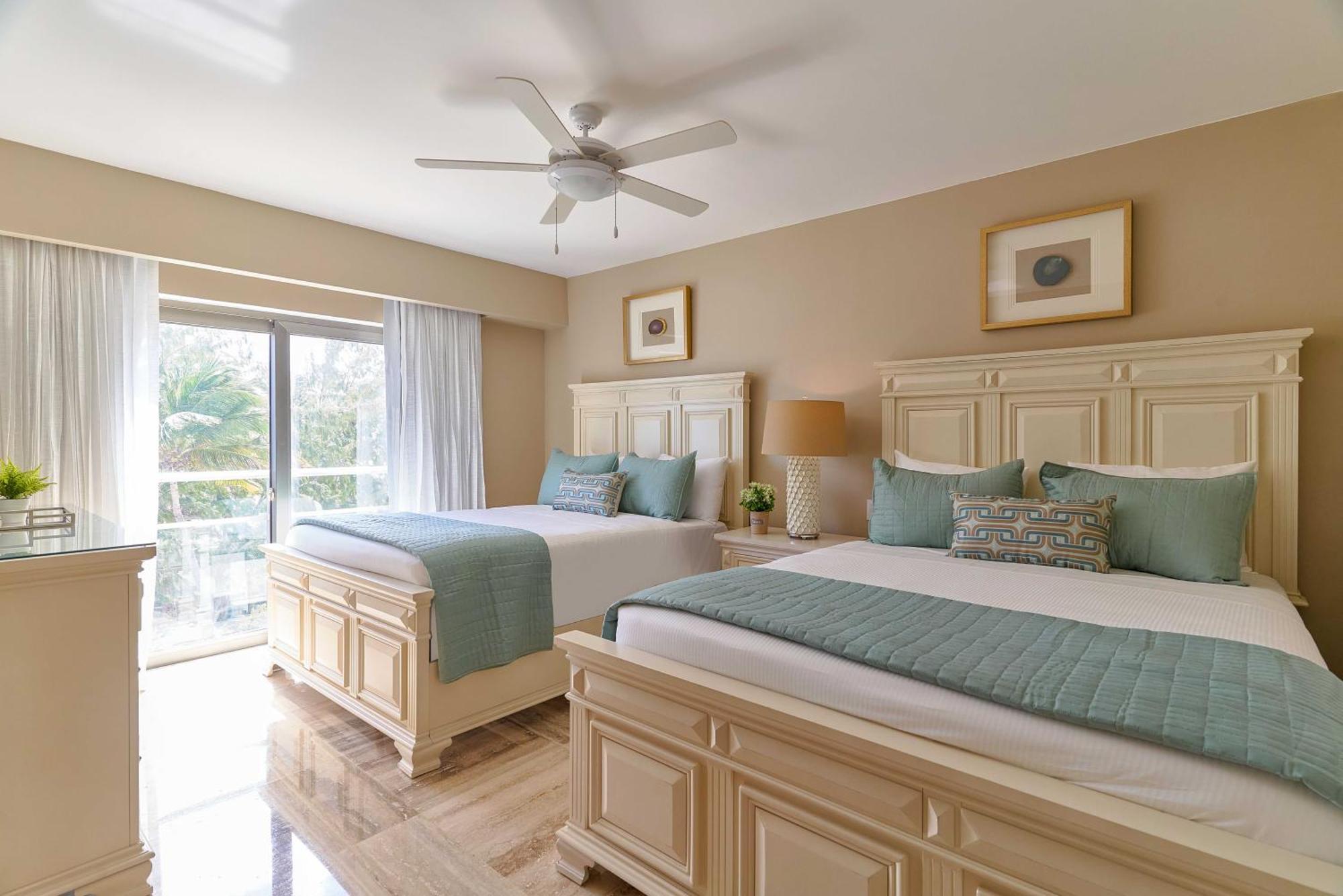 Costa Atlantica Punta Cana - Beach Vacation Condos Zewnętrze zdjęcie